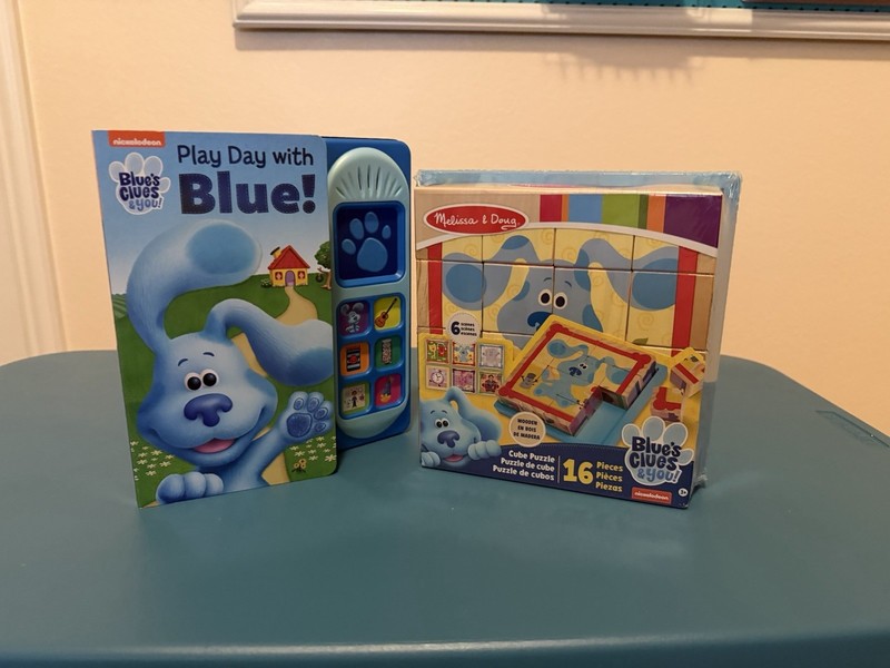 PI Kids Blue’s Clues & You! Play Day with Blue! Electronic Sound Book & puzzle
