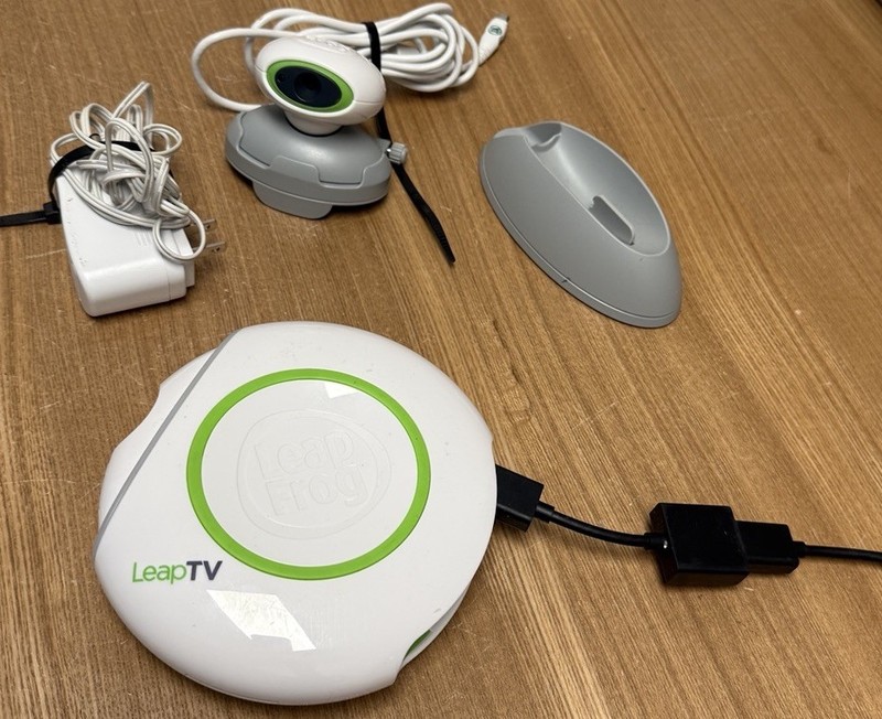 Leap TV Leap Frog Leapfrog LeapTV Educational Active Video Gaming System Lot