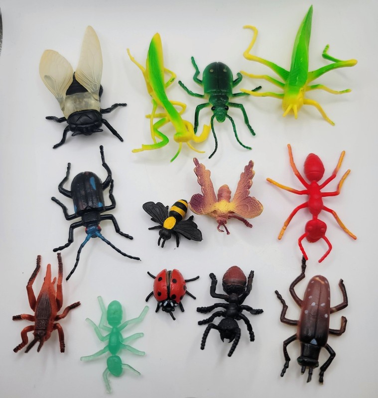 Bugs Figurine Toy Bundle Lot of 12 Plastic Durable