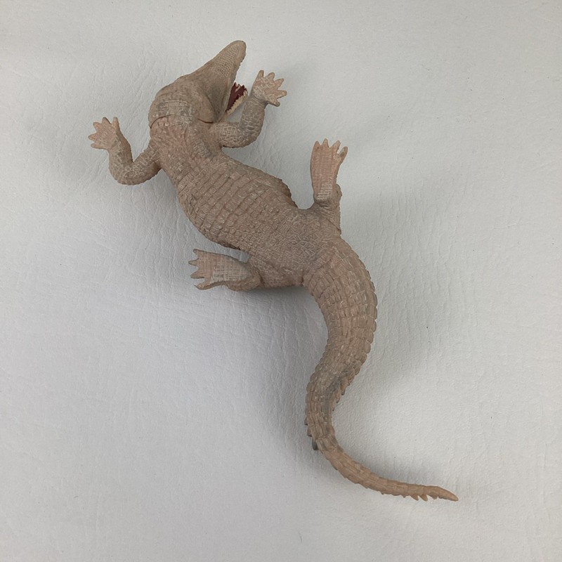 Papo Wild Animal Kingdom White Albino Crocodile 9" PVC Figure Toy 2019 Alligator gallery