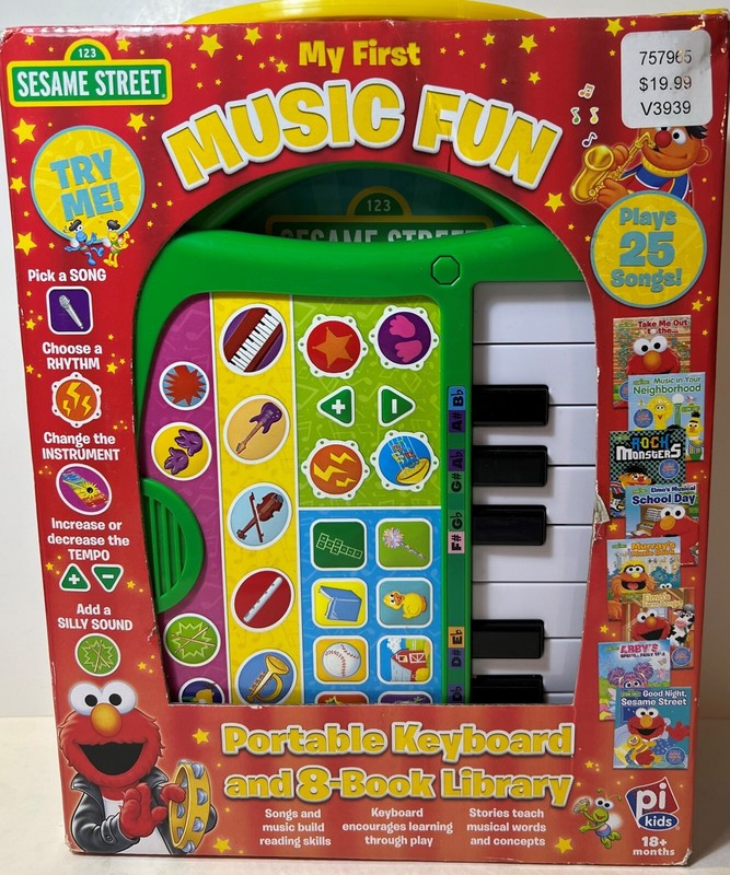 Sesame Street My First Music Fun Portable Keyboard & 8/Book Library PI Kids