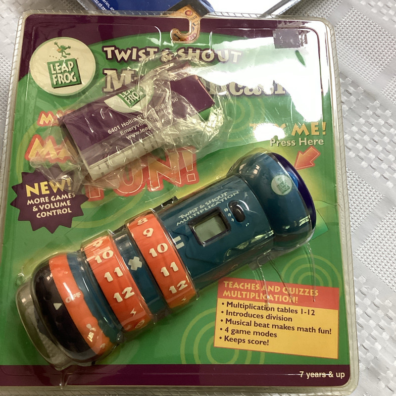 LeapFrog Twist & Shout Multiplication Math Handheld Game Ages 7+