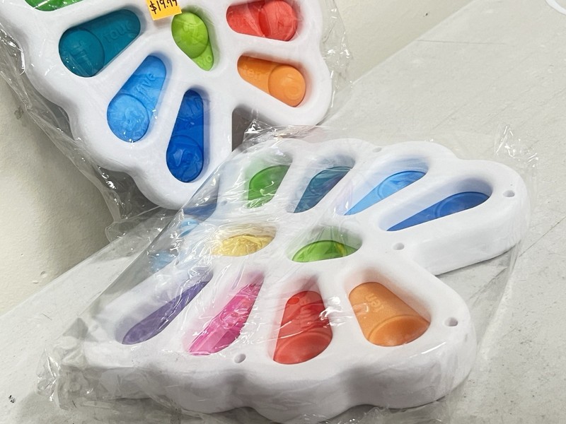 Push Pop Butterfly Silicone Popper Game Poppet Fidget Toys with Hard PlasticCase gallery