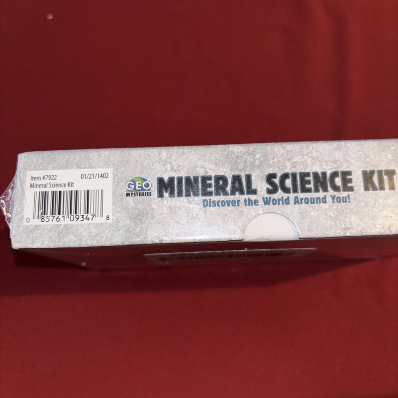 Toysmith Mineral Science Kit Starter rock Collection 15 specimens NEW SEALED gallery
