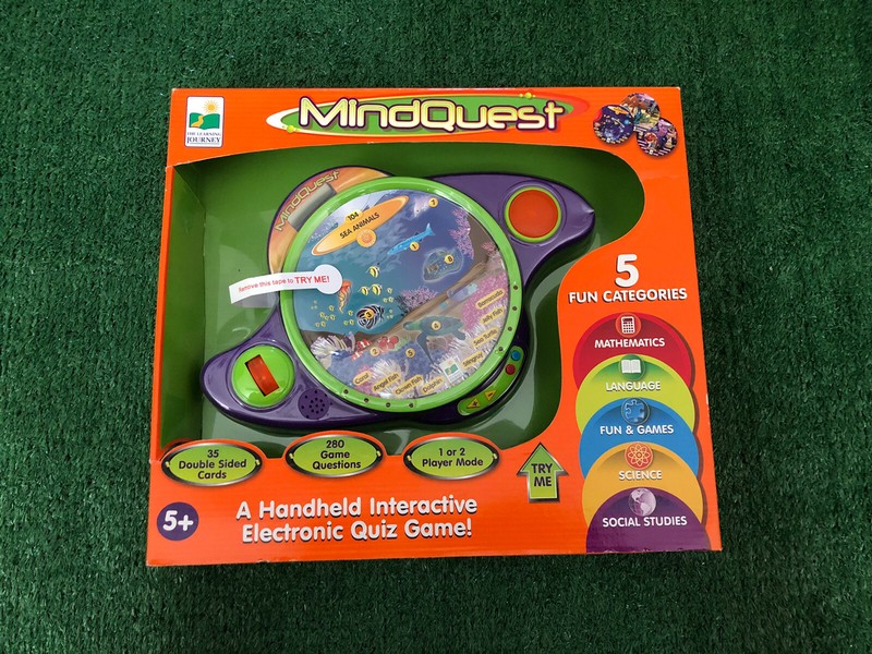 Award Winning MindQuest Quiz Electronic Game by The Learning Journey NEW in Box