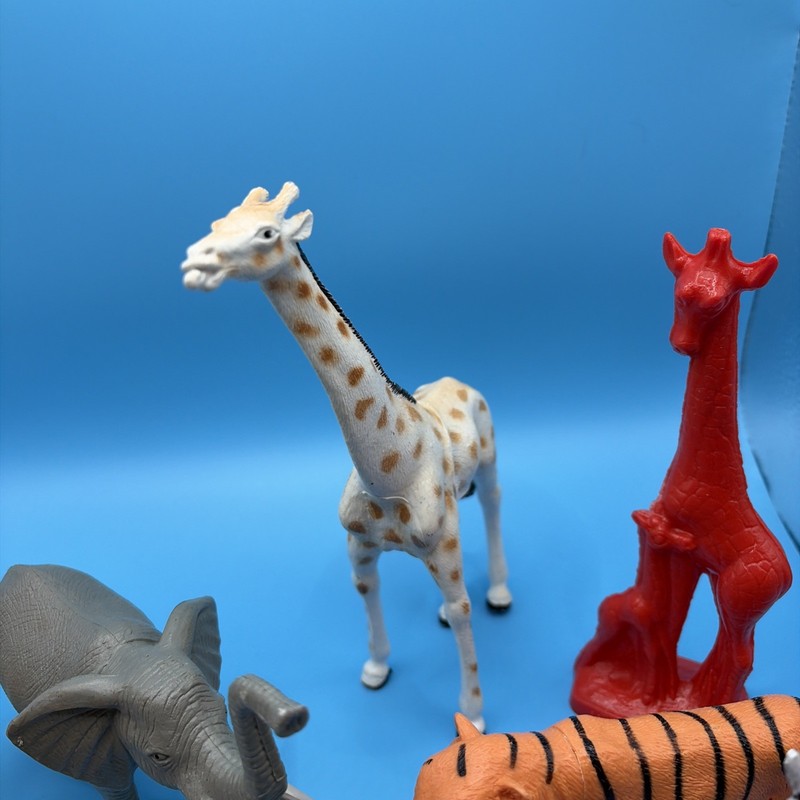 Large Lot Realistic Safari Animal Toy Figures Giraffe Elephant Tiger Zebra Rhino gallery
