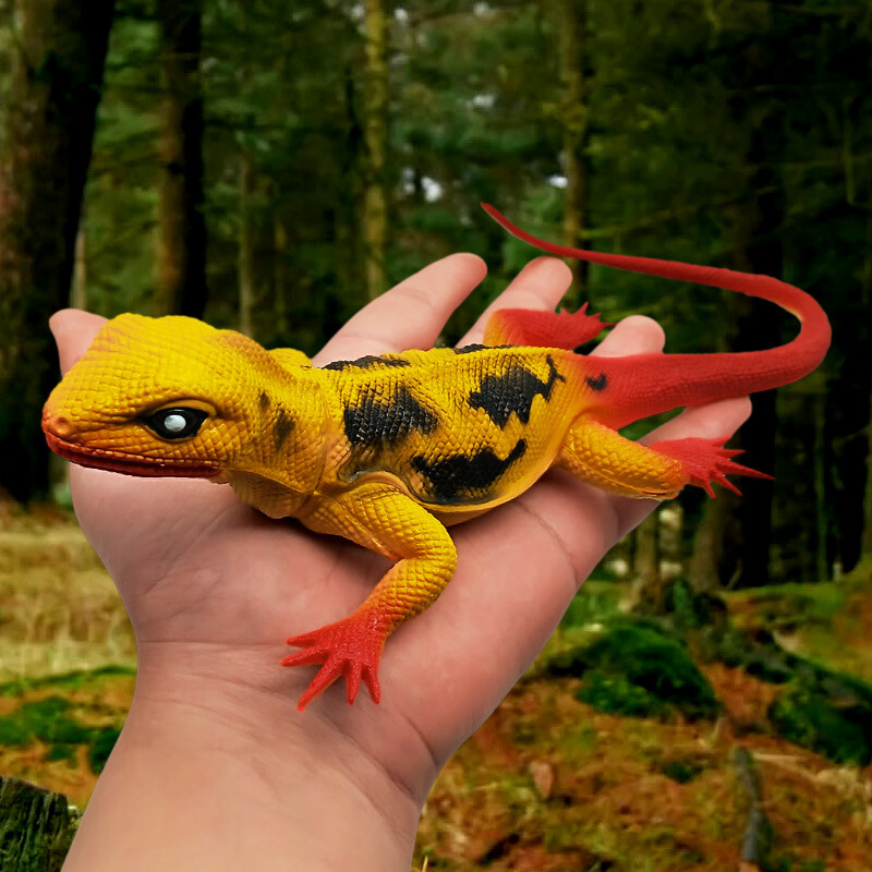 10″Fake Lizard Rubber That Look Real Durable Garden Realistic Scary Gag Prop Toy