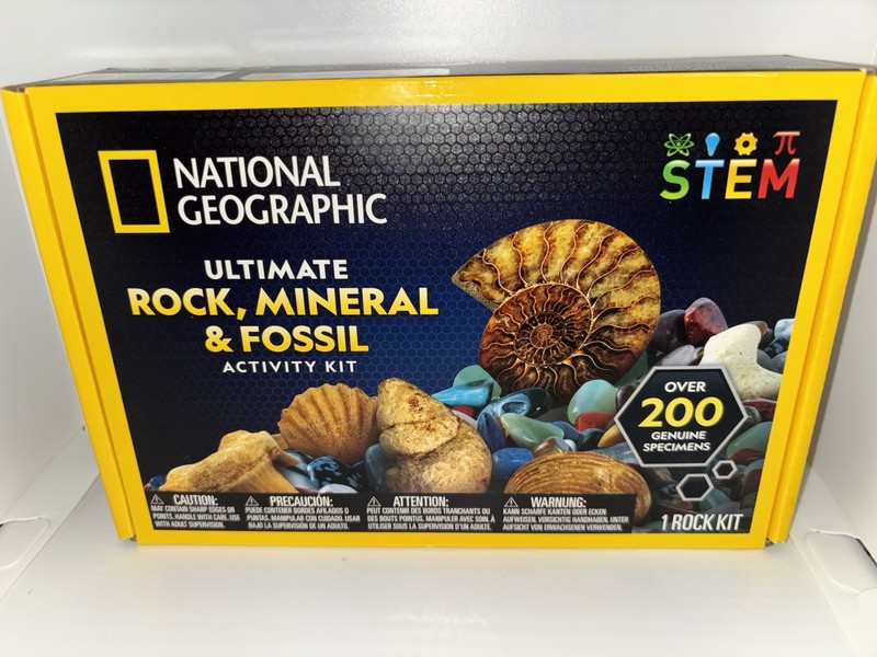 National Geographic Stem Kit Rocks Fossils Kit 200 Pieces Brand New Sealed