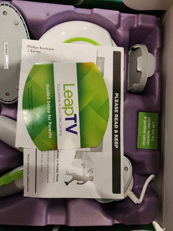 Leapfrog LeapTV Educational Video Game System Looks Like Its Never Been Used