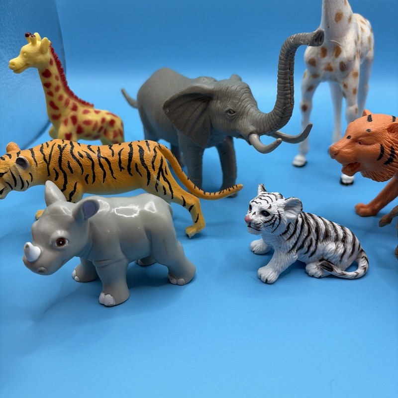 Large Lot Realistic Safari Animal Toy Figures Giraffe Elephant Tiger Zebra Rhino gallery