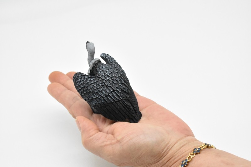 Vulture, Griffon, Museum Quality Plastic Toy Hand Painted Model 3 1/2" gallery