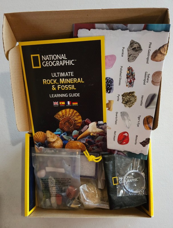 National Geographic, Ultimate Rock, Mineral & Fossil Activity Kit USED Extras