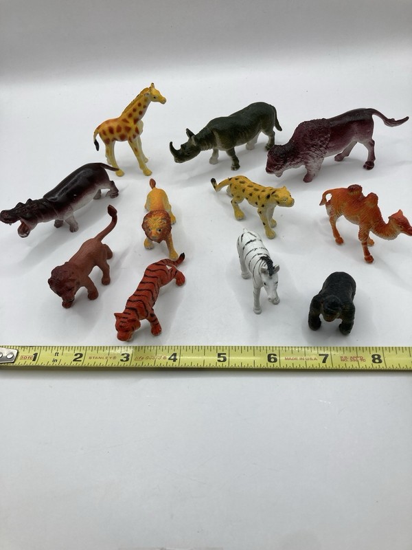 Vintage Lot Of 11 Zoo Safari Wild Animal Toys Hard Plastic All Approx 2" Tall gallery