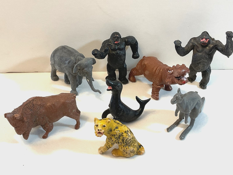 Vintage Larami Corp & Hong Kong Small Animal Figures Lot of 8 Various 2” Tall