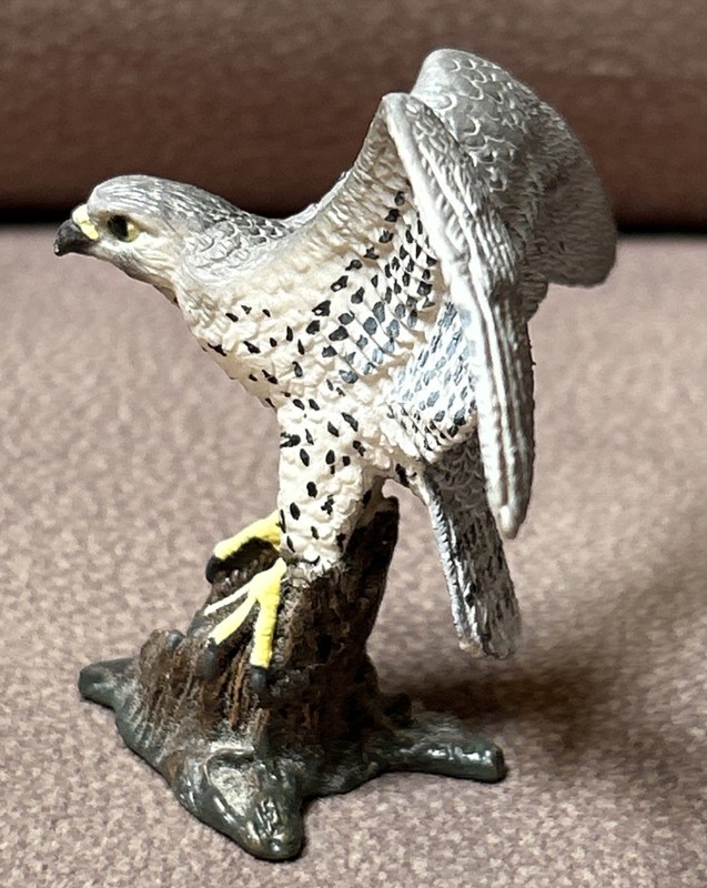 Schleich PEREGRINE FALCON Bird Wildlife Animal Figure 2011 Retired Lot 14633 gallery