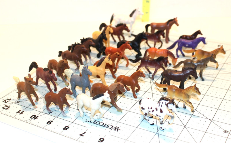 Huge Herd of 30 Plastic Rubber Horses, 17 Safari Ltd, Kid core, China, Etc gallery