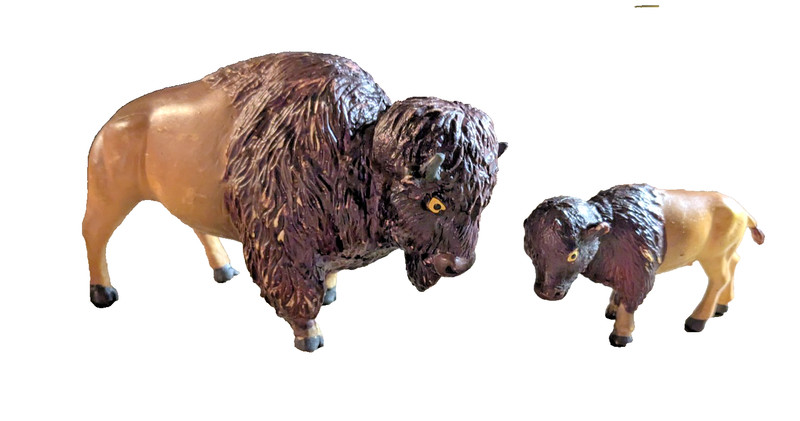 2 Hard Rubber AAA “BUFFALO” Figures ~ LARGE 5″/BABY 3″ ~ WILDLIFE PLAY/DIORAMA