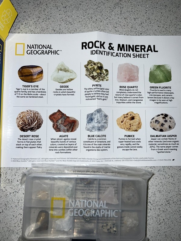 National Geographic Rock & Mineral Starter Collection 10 Specimens Case ID Sheet gallery