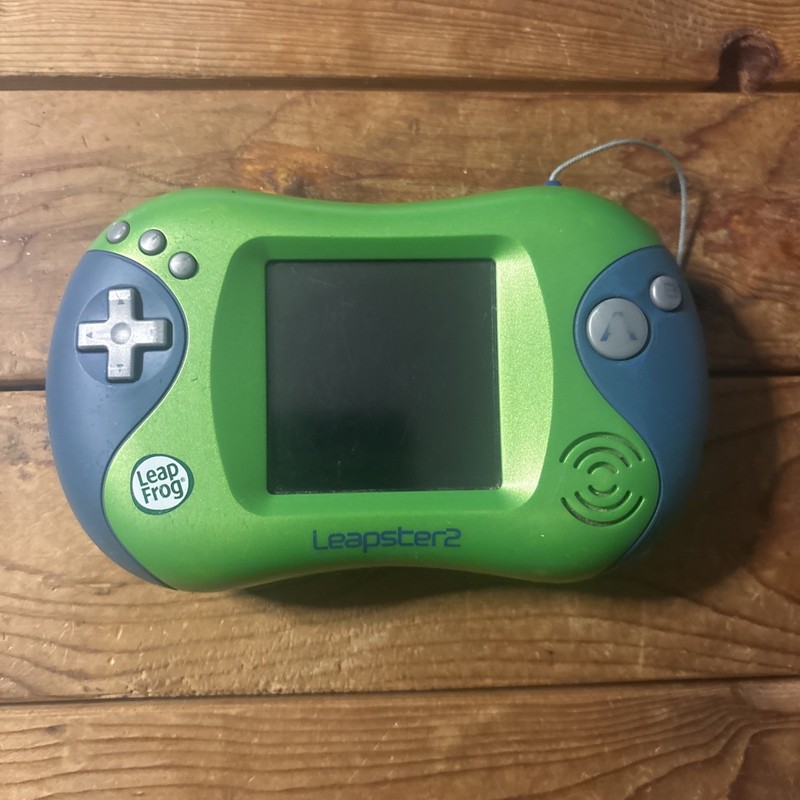 Leap Frog Leapster 2 Learning Green Gaming Handheld Console Unit NEEDS REPAIRS