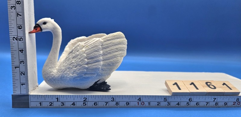 White Figure of Swans Toy Child Gift Plastic Figura Cisne Blanco Juguete Niño gallery
