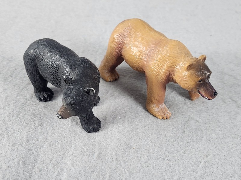 Lot 21 Animal Figures Farm Zoo Horses Mixed Papo Mojo Collectible + Generic Toys gallery