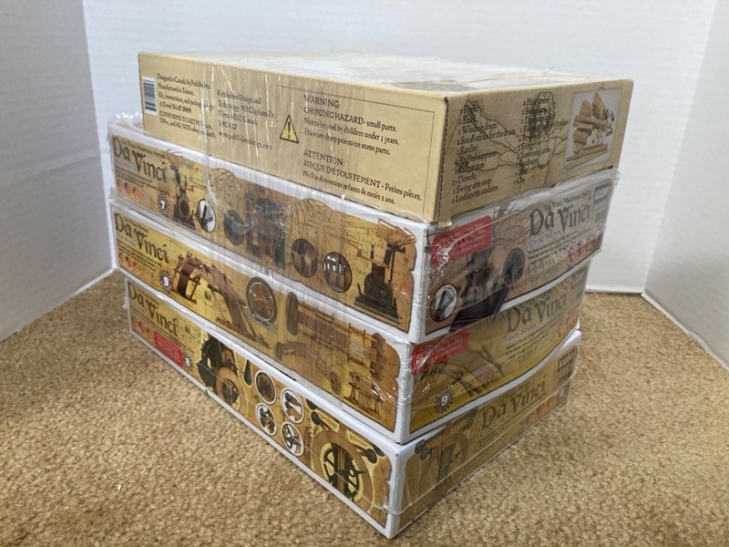 Da Vinci Model Kit Lot – Catapult, Arch Bridge, Flying Machine, Clock