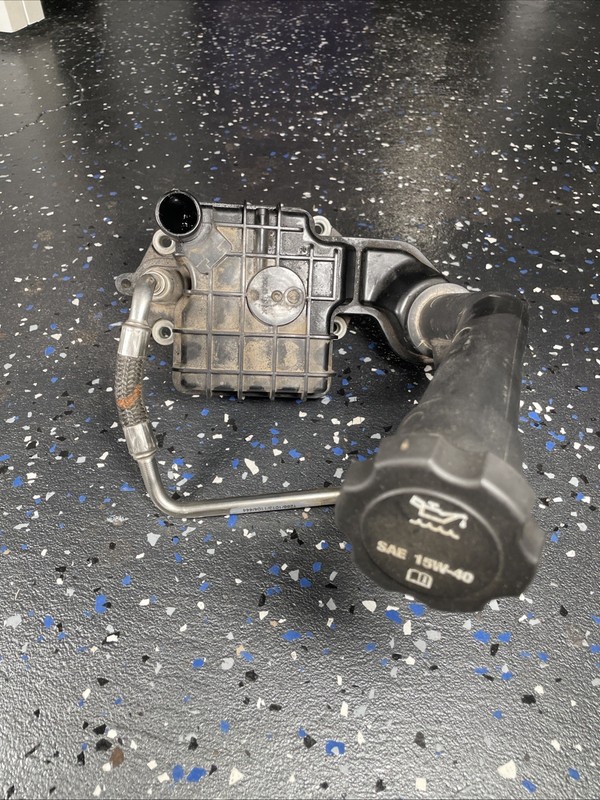 2017-2024 6.6L L5P Duramax PCV Positive Crankcase Ventilation Oil Separator