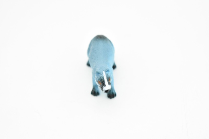 Badger, Very Nice Plastic Animal, Educational, Gift, 2 1/2 " CWG107 B237 gallery