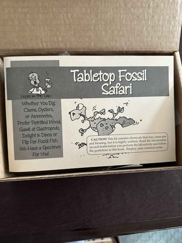 Tabletop Fossil Safari Science Kit New In Box Science Fair Project