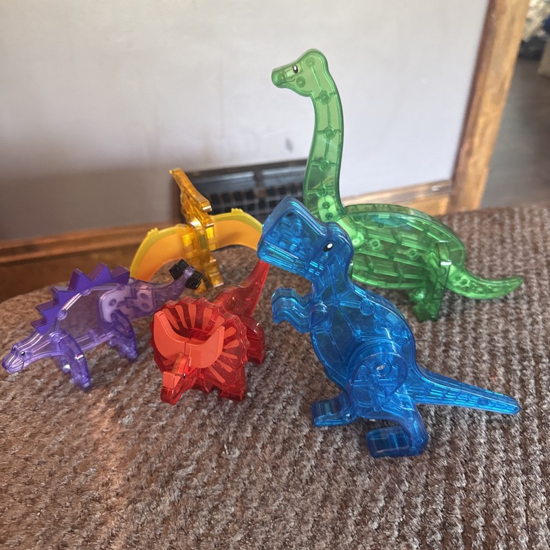 Magna Tiles Magnetic Dinosaur Set T Rex Brachiosaurus Triceratops Playtime STEM