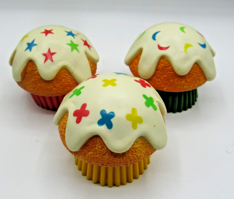 Discontinued Melissa & Doug Learning Resources Shape Sorting Cupcakes with Pan gallery