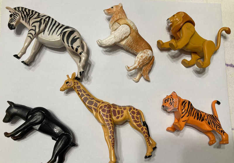 Vintage animals 4 safari animals and 2 others