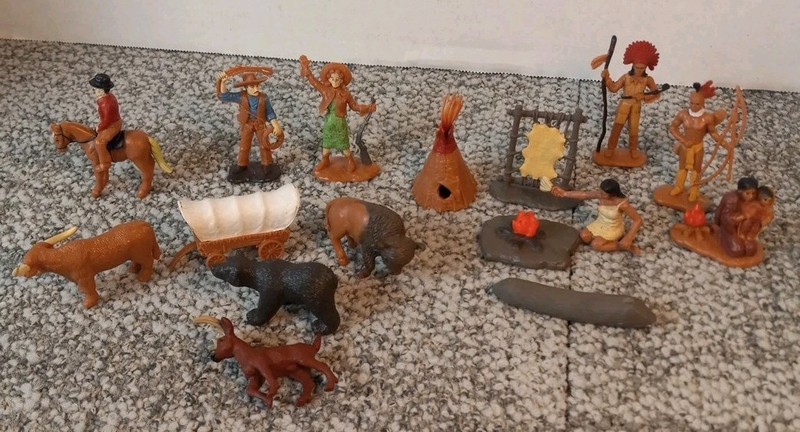 Safari Limited Lot of 16 Western Cowboy And Indian Animals and Figures Vintage