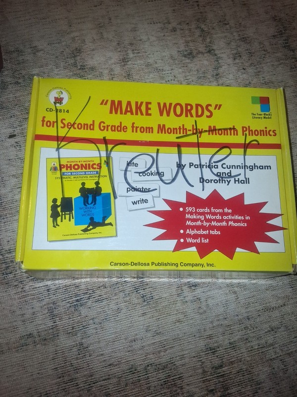 Make Words For Second Grade 593 Flash Cards Month By Month Phonics Some Missing