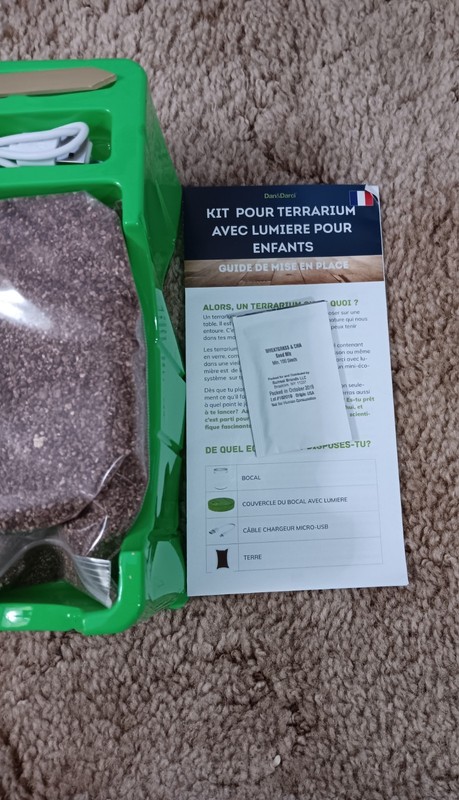 Light Up Terrarium Kit Glows Dan & Darci Kids Experiment Toy NIB gallery