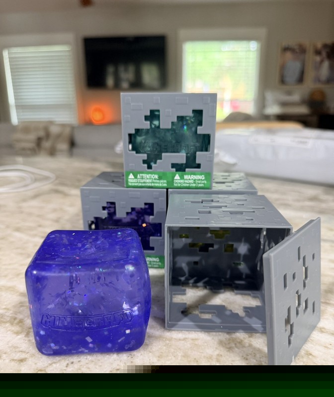 Minecraft Jelly Cubes – Viral Squishy Toy NEW- Like Needoh