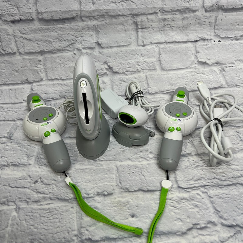LeapFrog LeapTV Video Gaming System, 2 Controllers, Camera