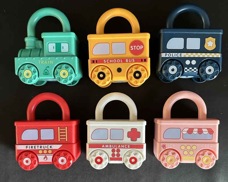 Joyreal Unlock Train Team, Lock & Key Montessori Toys, Set of 6