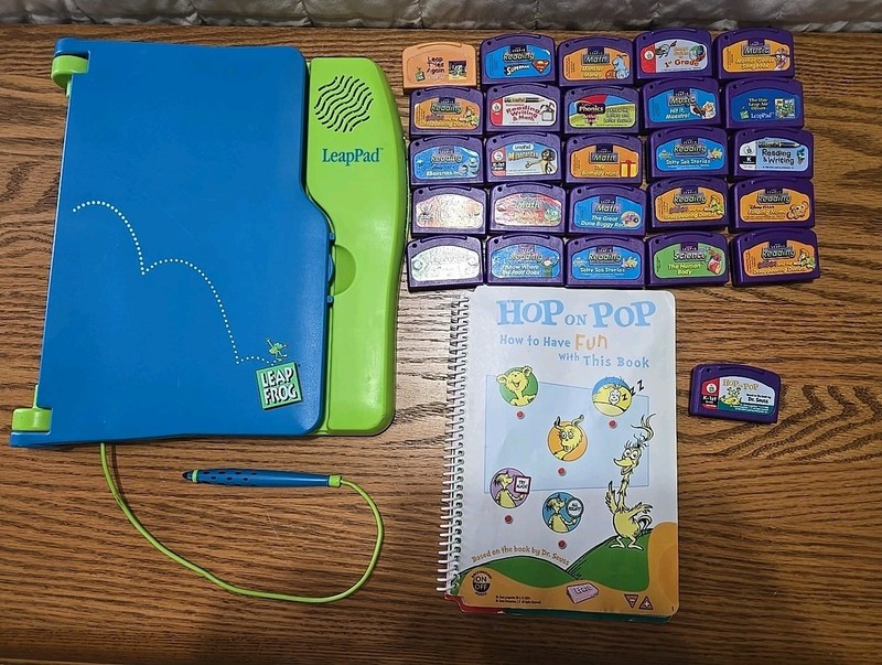 LeapFrog LeapPad Original Learning System Educational Reader Works! 26 Games