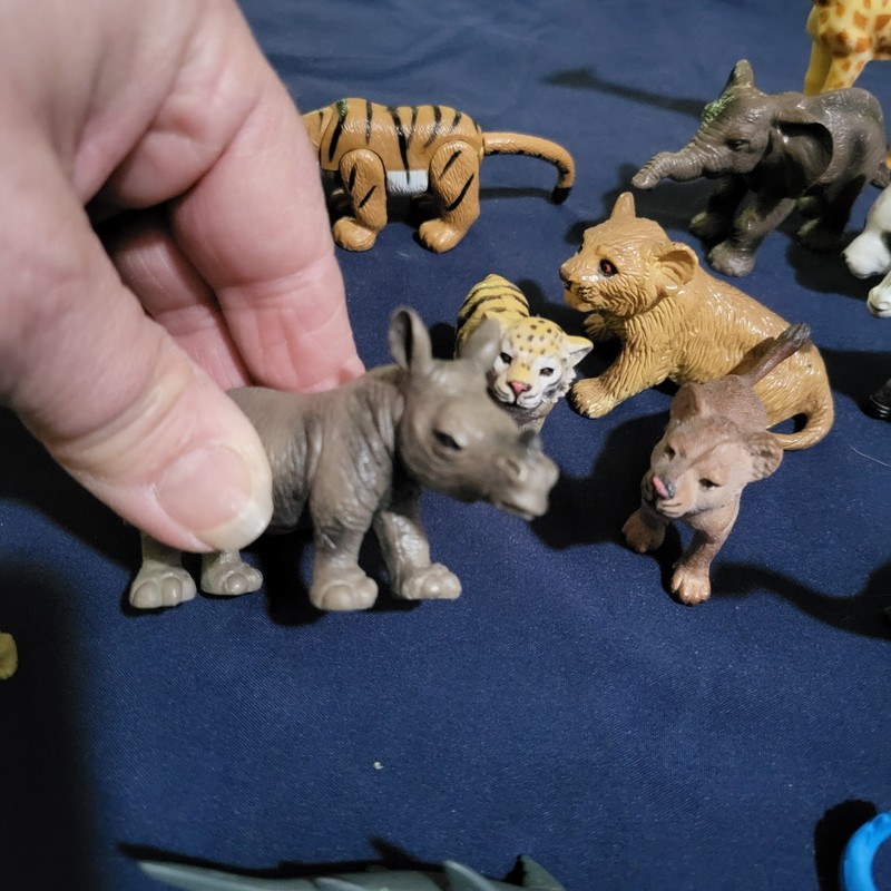 LOT OF 23 Animals Mammals Animal Toys Toy Figures Fun Fun gallery