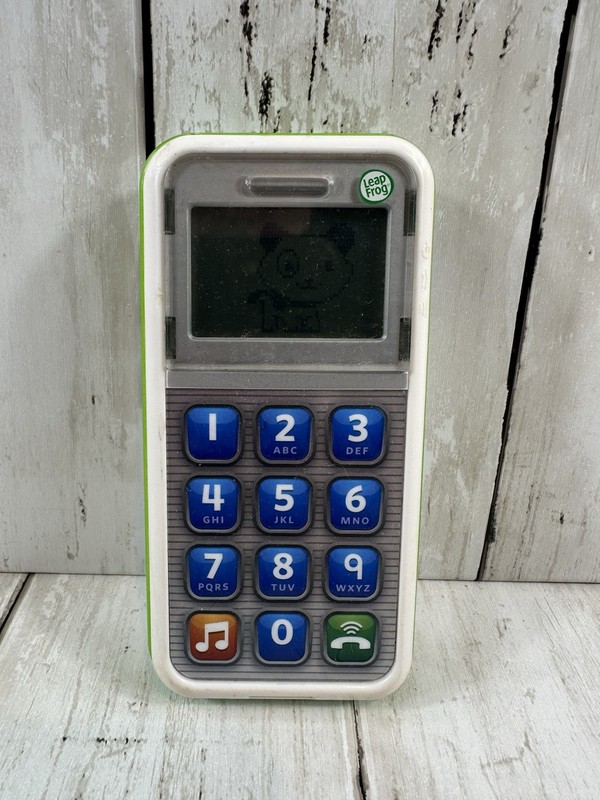 LeapFrog – Scout Chat and Count Cell Phone – 2009 Green Stripe Model – Tested