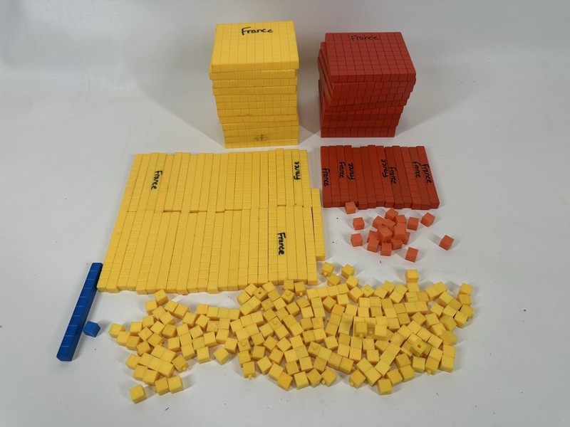 Base Ten Counting Blocks Lot Wood And Plastic Learning Math Homeschool ￼