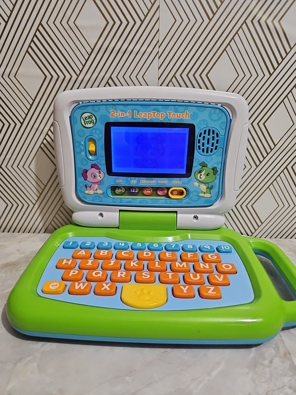 LeapFrog 2-in-1 LeapTop Touch 2017 Learning Educational Electronic Toy Age 2+