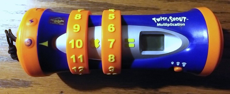 2002 LEAP FROG TWIST & SHOUT MULTIPLICATION LEARNING ELECTRONIC MATH GAME