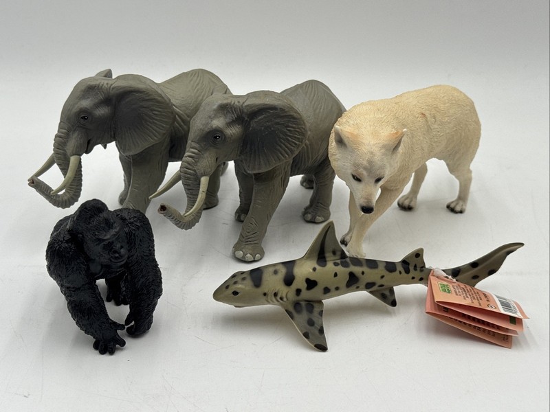 Safari Animal Lot Of 5 Shark Elephant Wolf Gorilla Wild Safari Ltd Toys Zoo