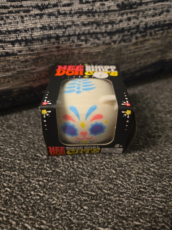 AUTHENTIC Needoh Sugar Skull Cat blue and pink BNIB