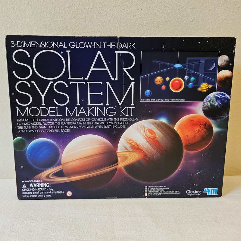 Solar System Model Making Kit 3D Glow-in-the-dark Hanging Mobile