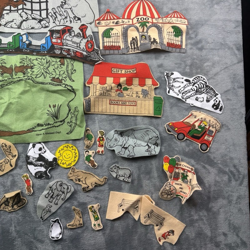 Educational Vintage Felt Zoo Play Set Animals Figures Train Gift Shop 30+ Pieces gallery