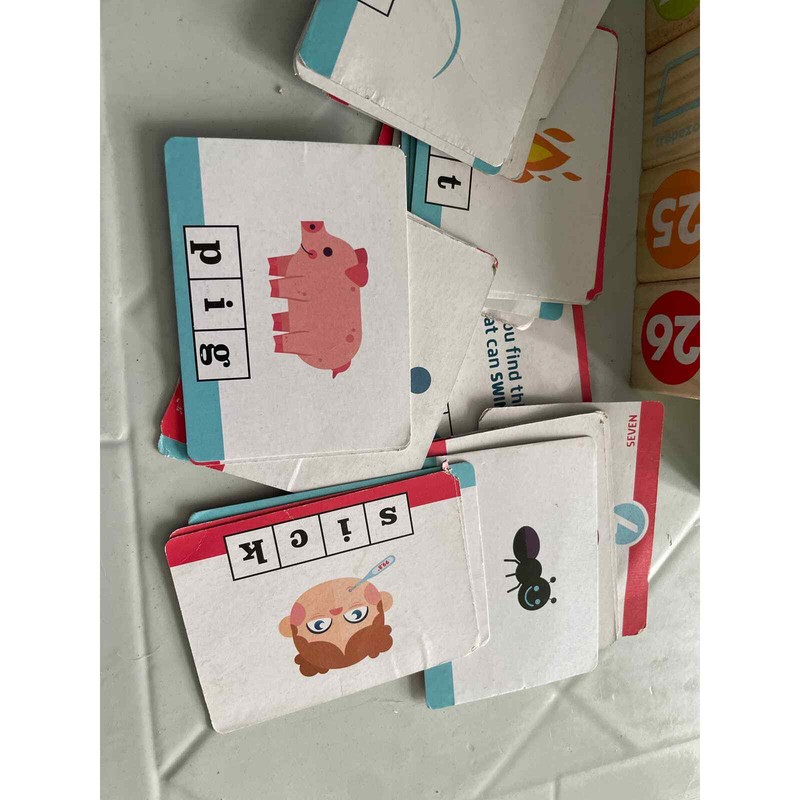 Pre-Owned Chuckle and Roar Premium Wood Learning Blocks gallery