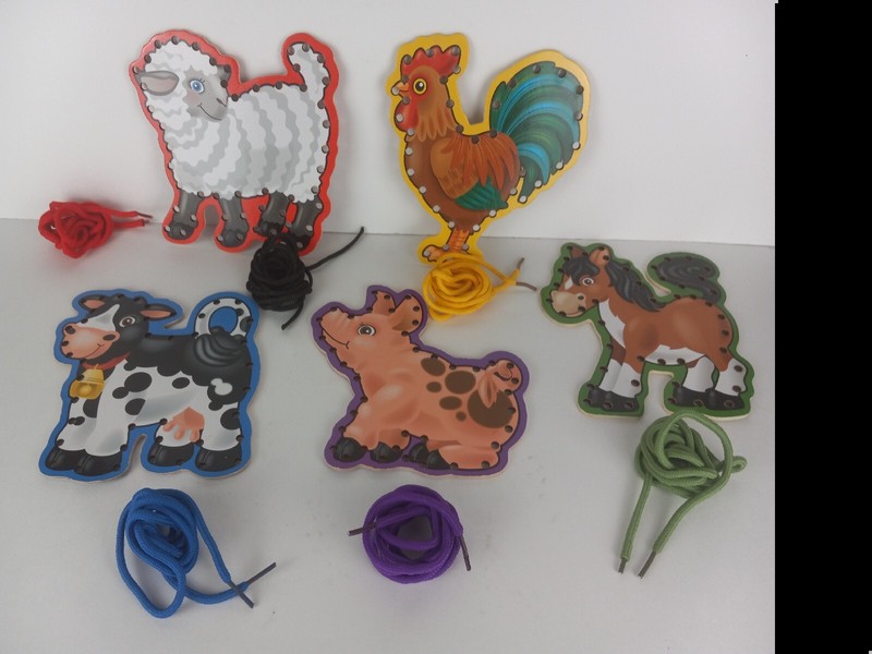 5 piece Farm Animal Lacing Board Education Manipulatives with colorful laces